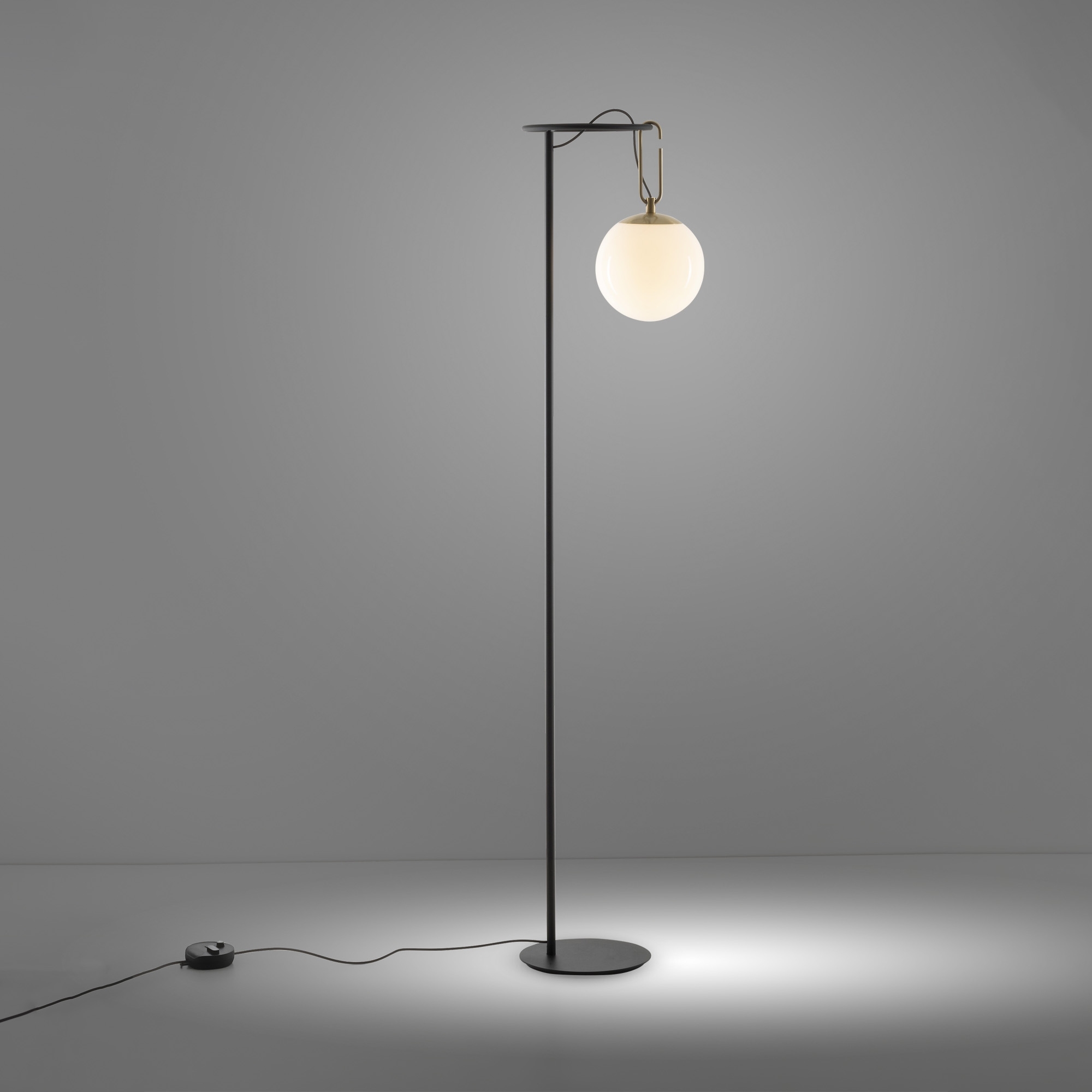 Artemide Nh 22 Floor Lamp