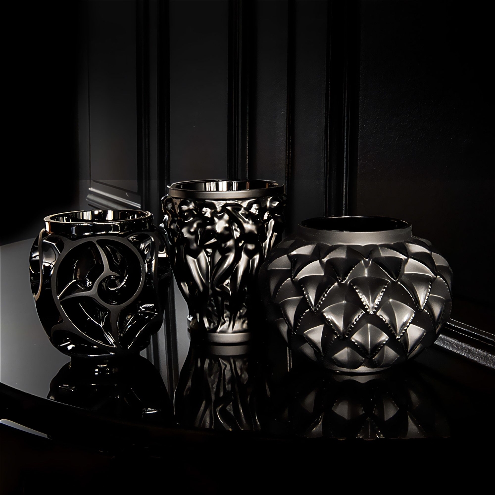 Lalique Vaso piccolo in cristallo Bacchantes Noir