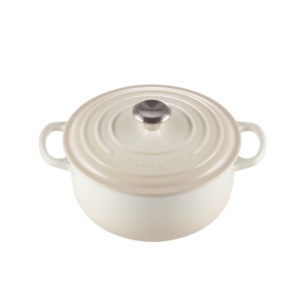 Le Creuset Evolution round casserole...